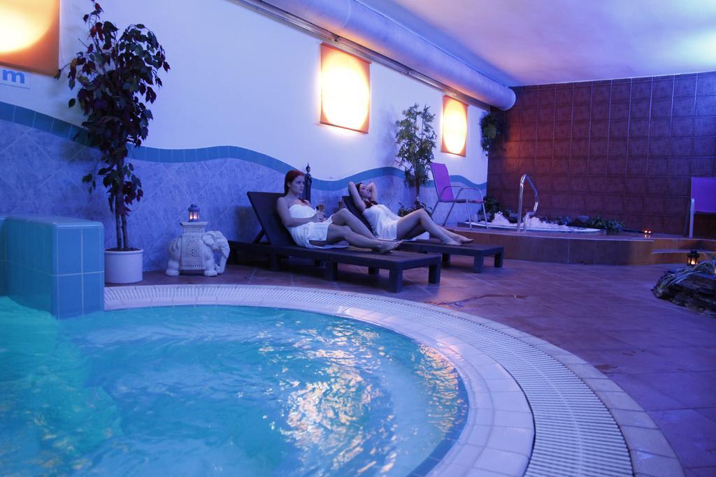 Wellness Hotel Stare Mesto Угерске-Градиште Экстерьер фото